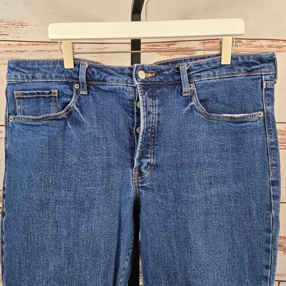 Old Navy High Rise OG Straight Jean Size 16 - Picture 4 of 10